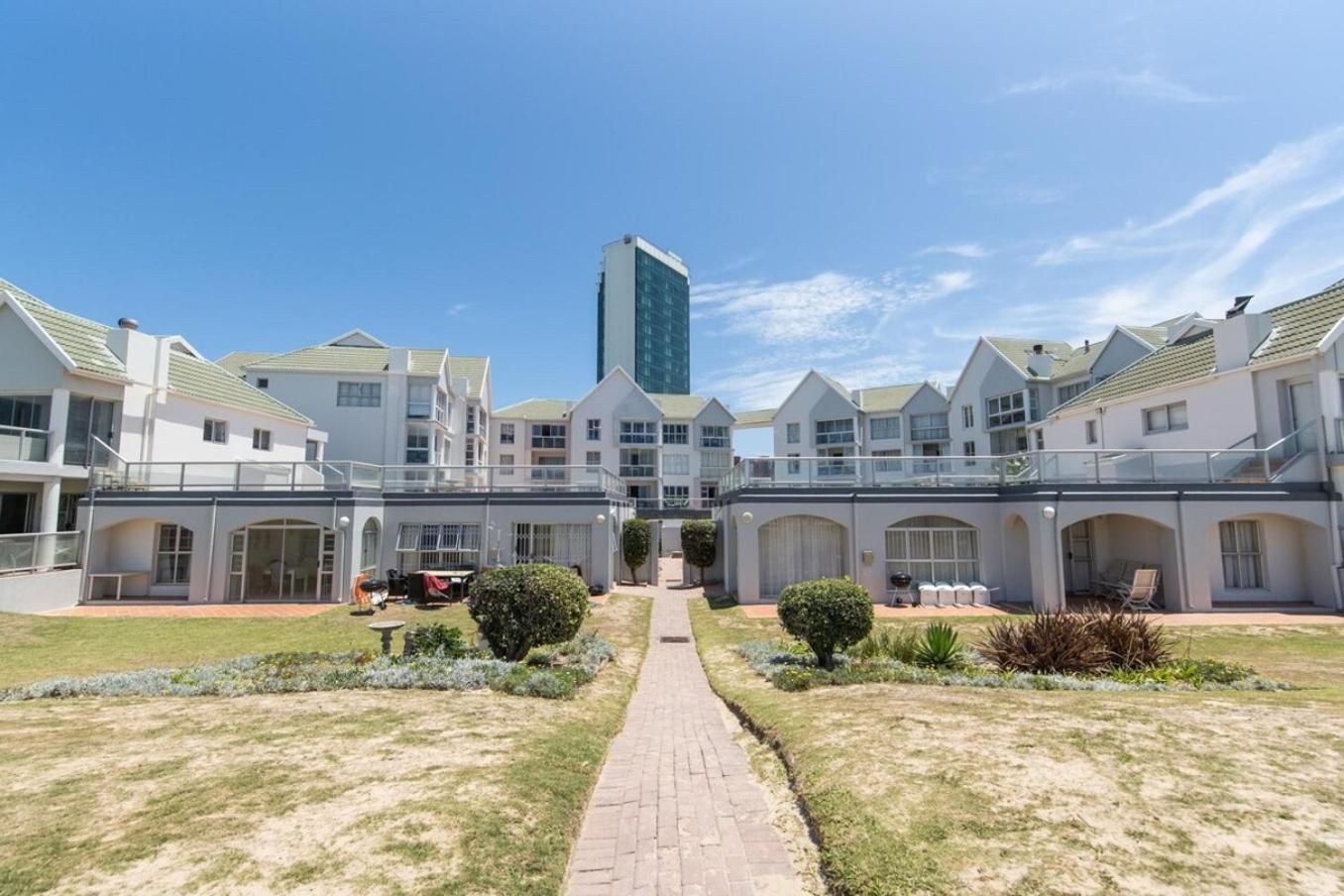 Luxury On The Beach Port Elizabeth Exterior foto