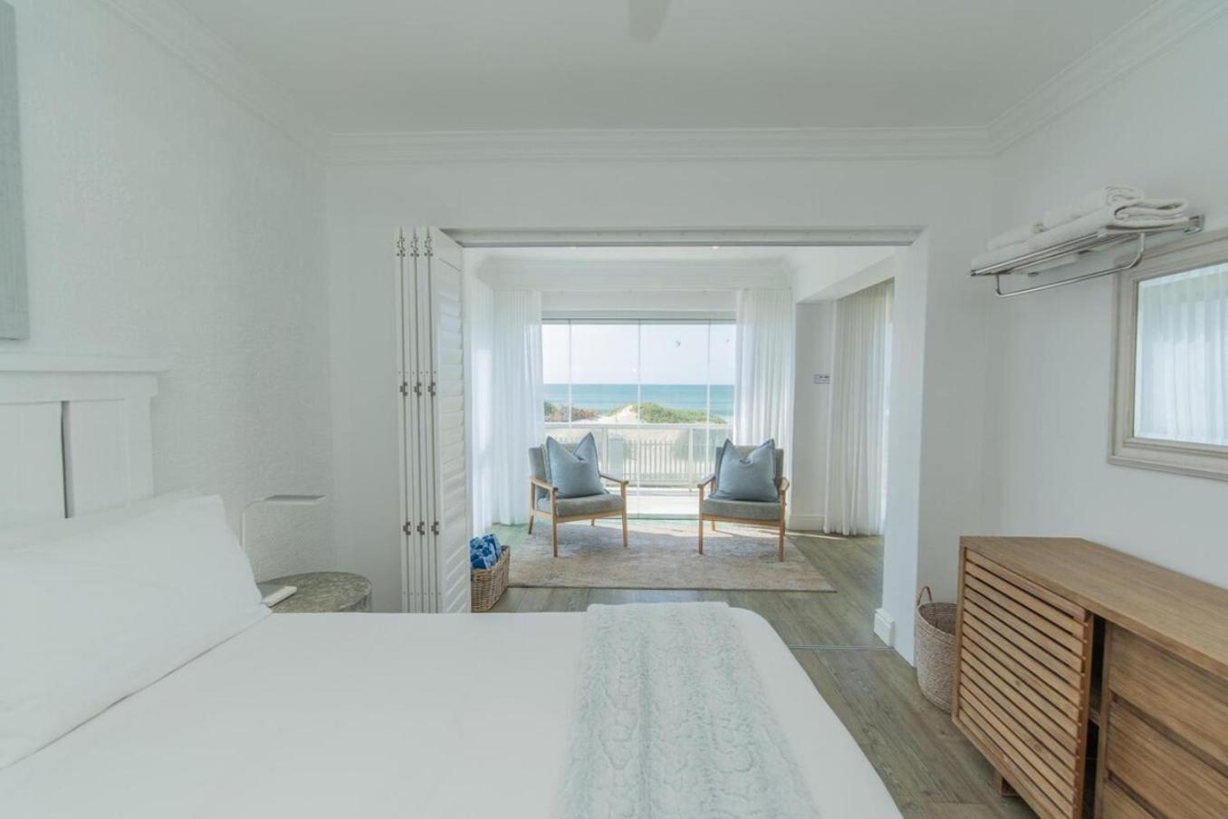 Luxury On The Beach Port Elizabeth Exterior foto